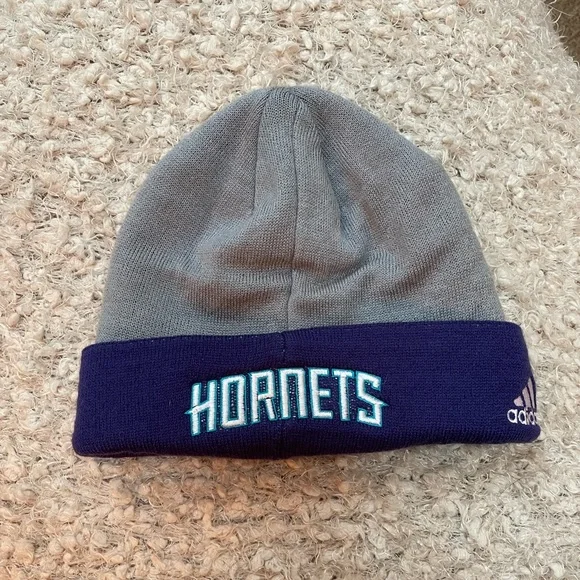 Adidas Charlotte Hornets NBA Knit Hat - Picture 2 of 4